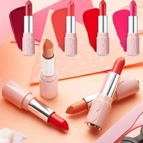鹿晗的隐藏身份 “女朋友的化妆品与日用杂品销售专员”