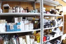 淘宝掌柜的一天 日用杂品销售背后的忙碌与温情